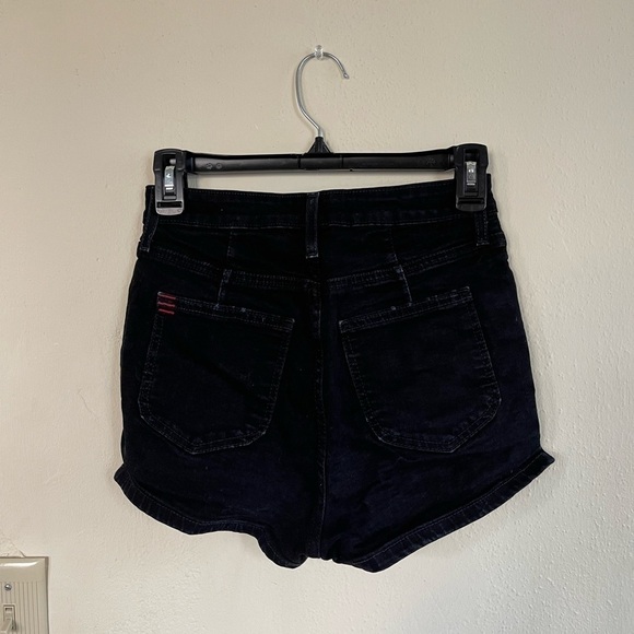 Urban Outfitters Black High Waisted Pin-up Denim Shorts - Picture 3 of 3